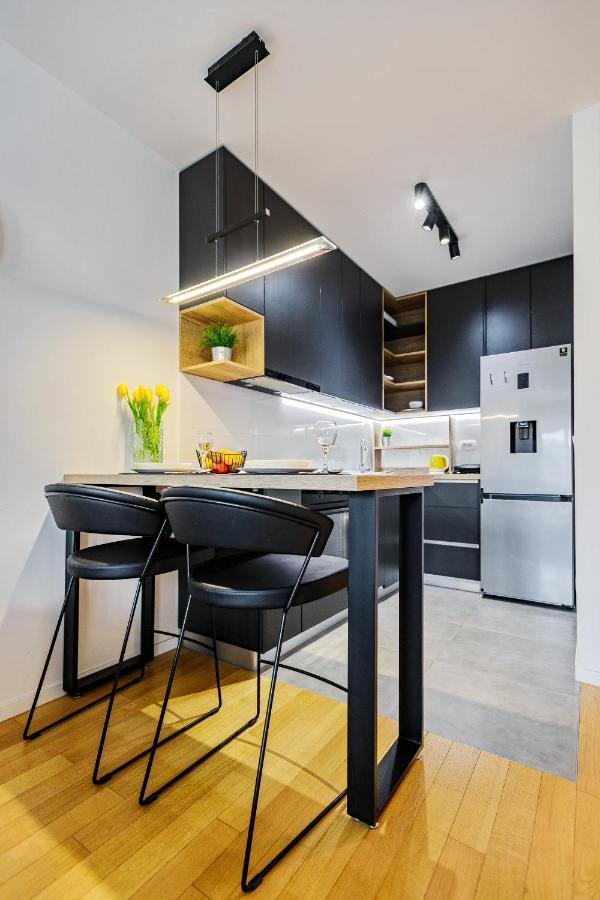 Iskra With Free Parking Appartement *